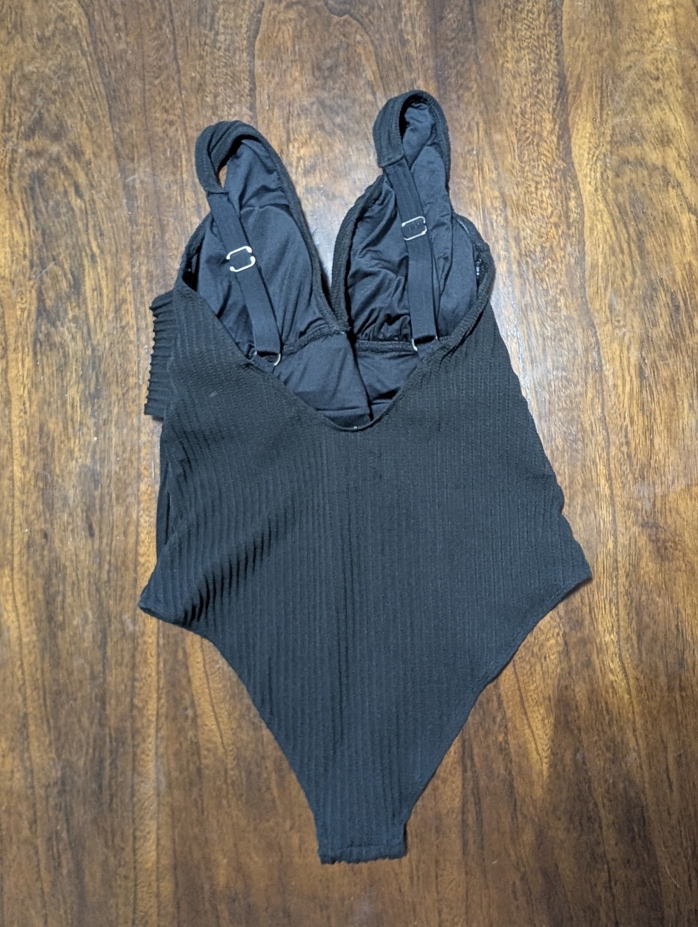 Cupshe Black Ginger Ribbed & Ruched One-Piece Swimsuit - Picture 5 of 6